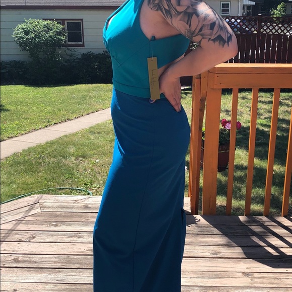 NICOLE MILLER💃🏼 - Picture 3 of 6